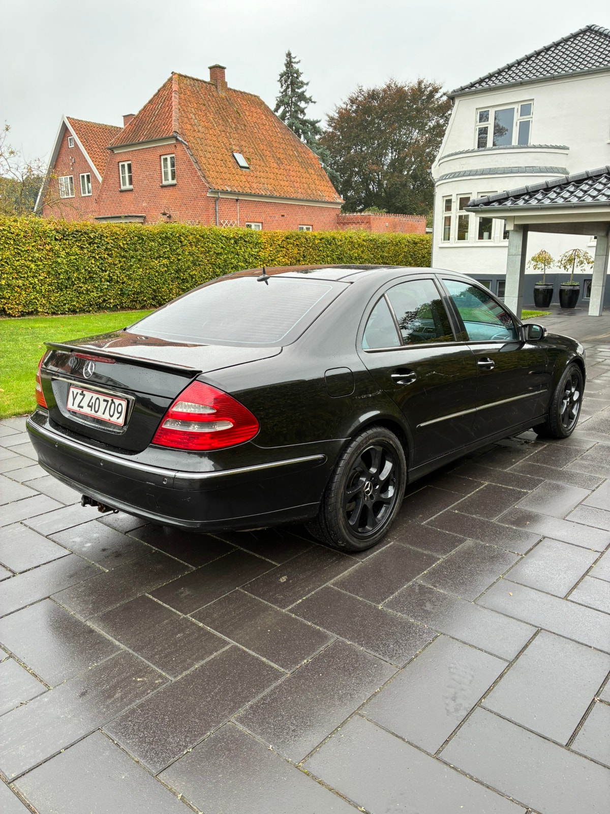 Mercedes E280 til salg hos Nabilli