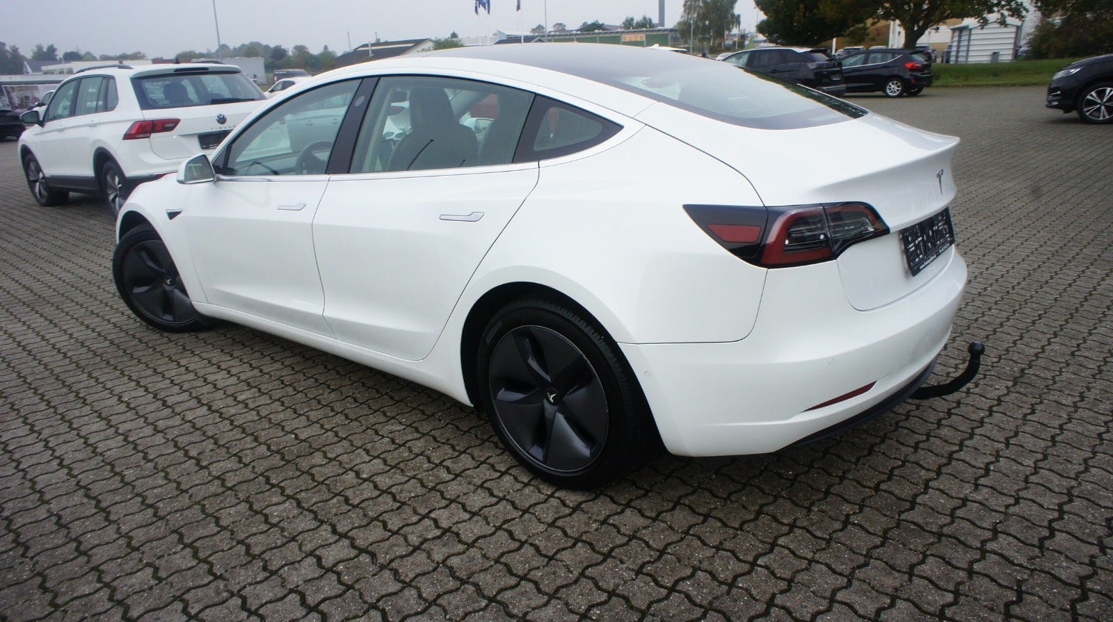 Tesla Model 3 til salg hos Nabilli
