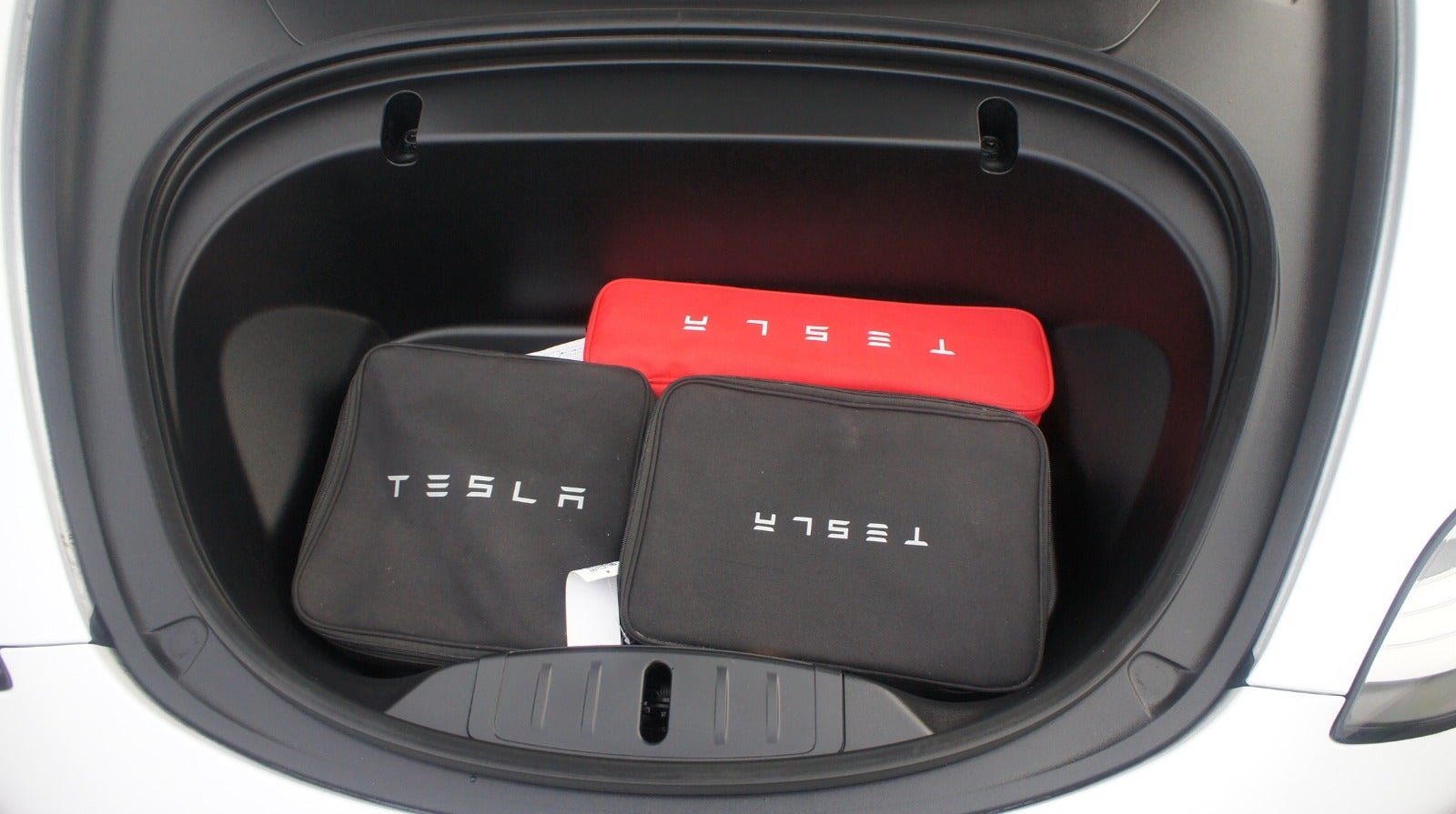 Tesla Model 3 til salg hos Nabilli