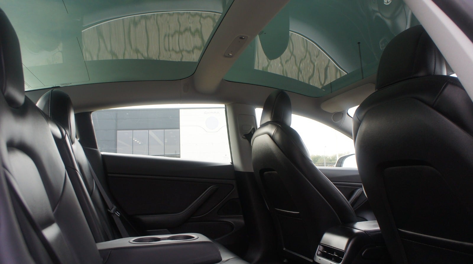 Tesla Model 3 til salg hos Nabilli
