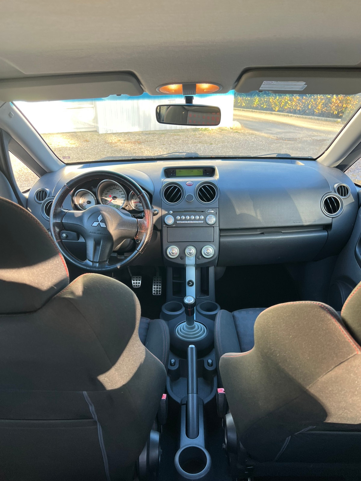 Mitsubishi Colt til salg hos Nabilli