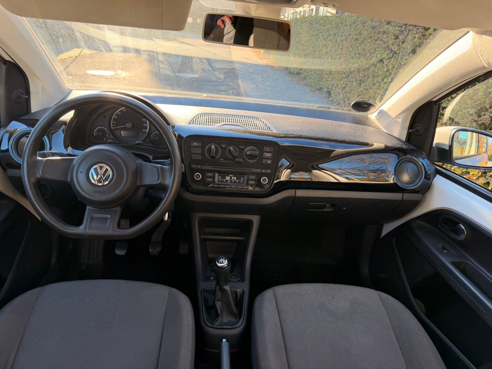 VW UP! til salg hos Nabilli