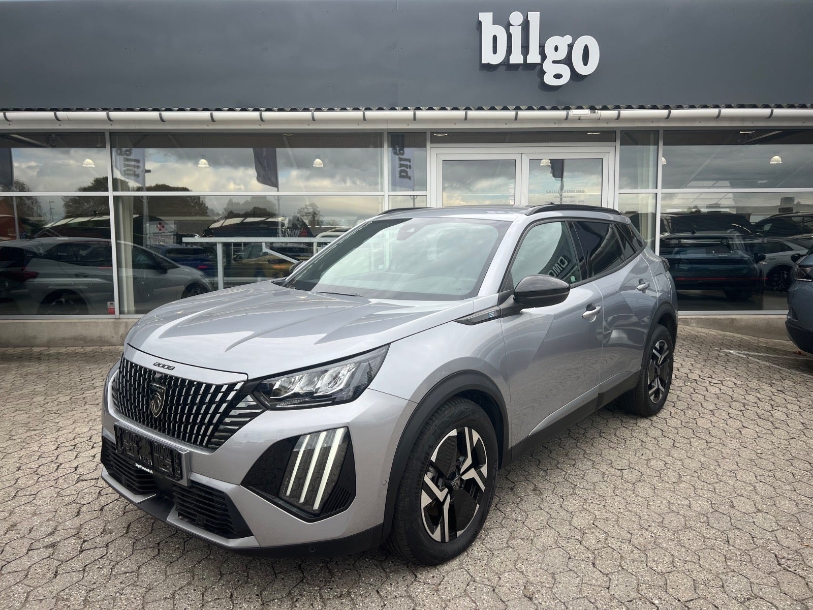 Peugeot e-2008 til salg hos Nabilli