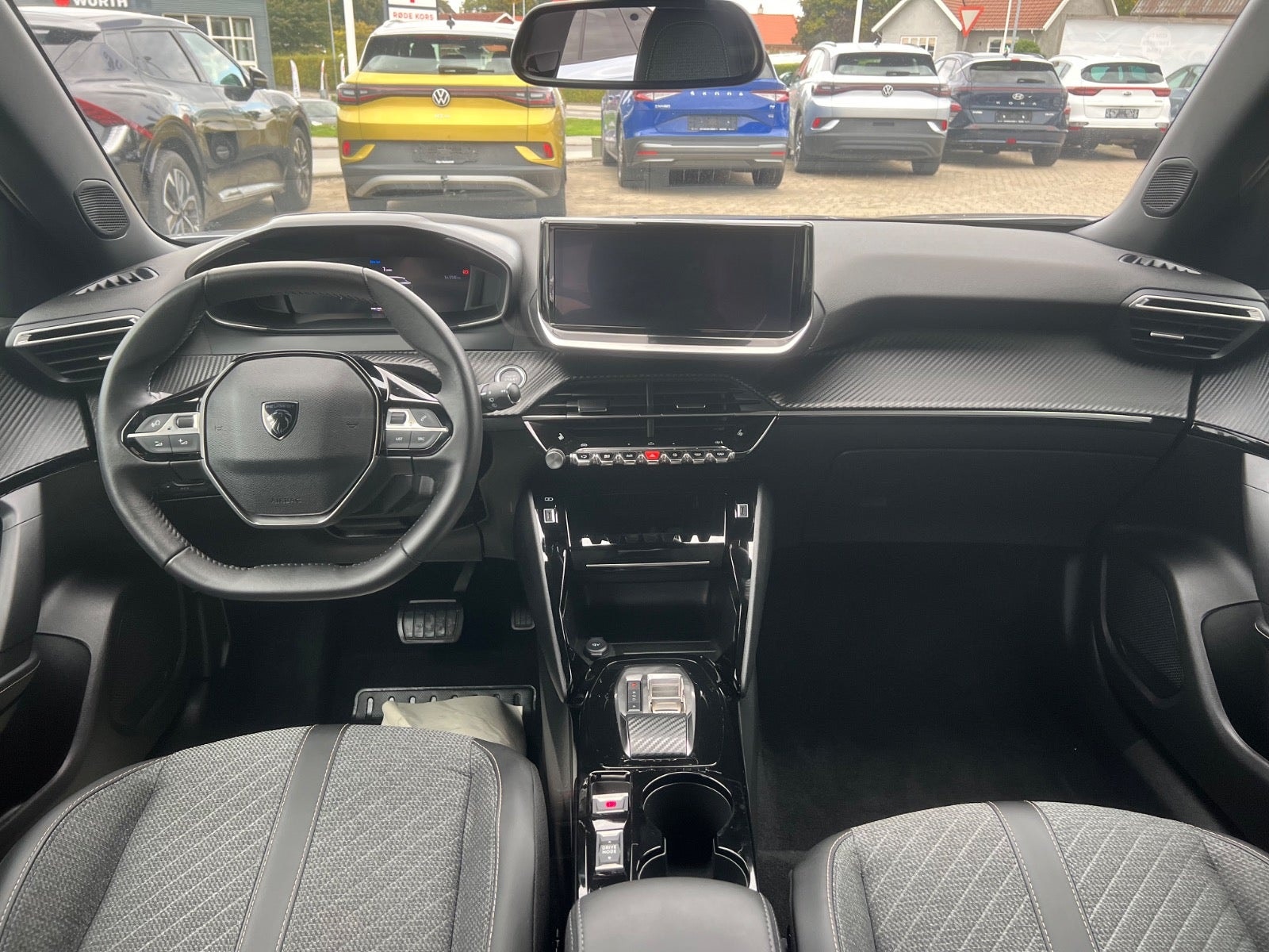 Peugeot e-2008 til salg hos Nabilli