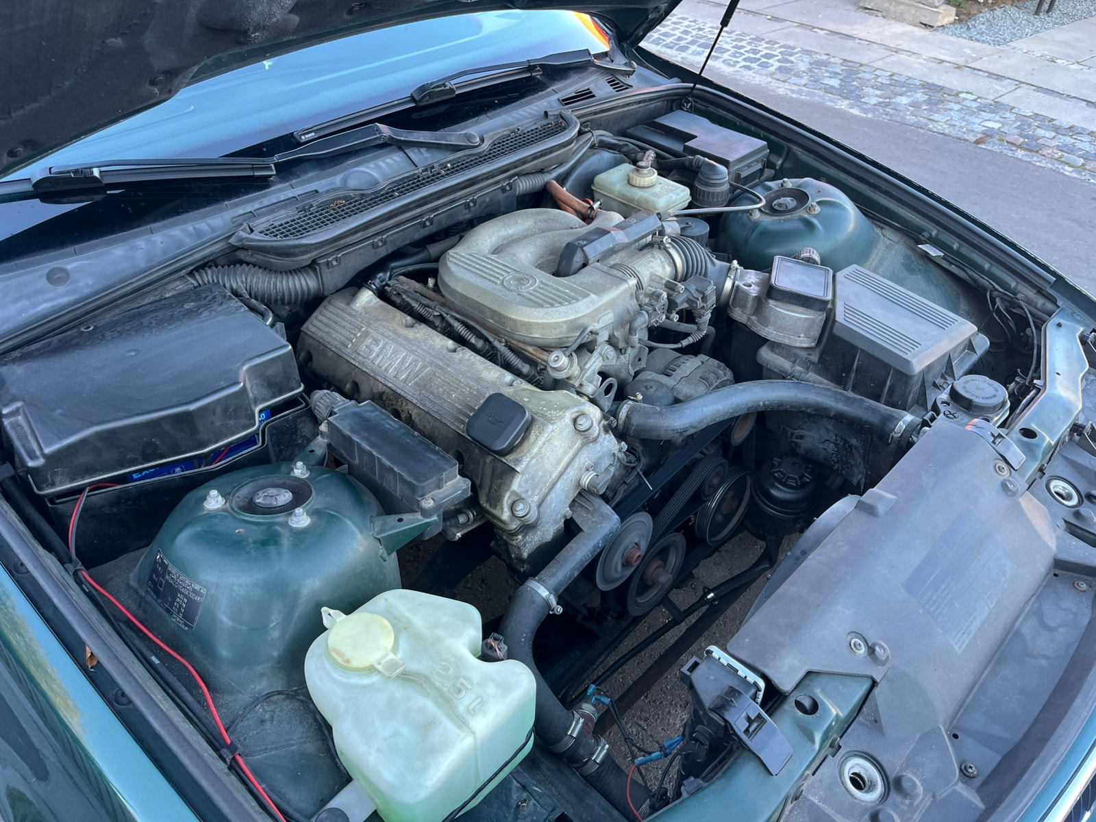 BMW 316i til salg hos Nabilli