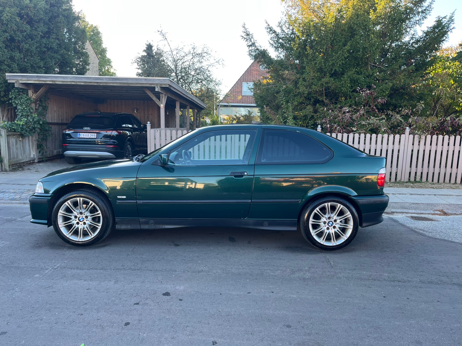 BMW 316i til salg hos Nabilli