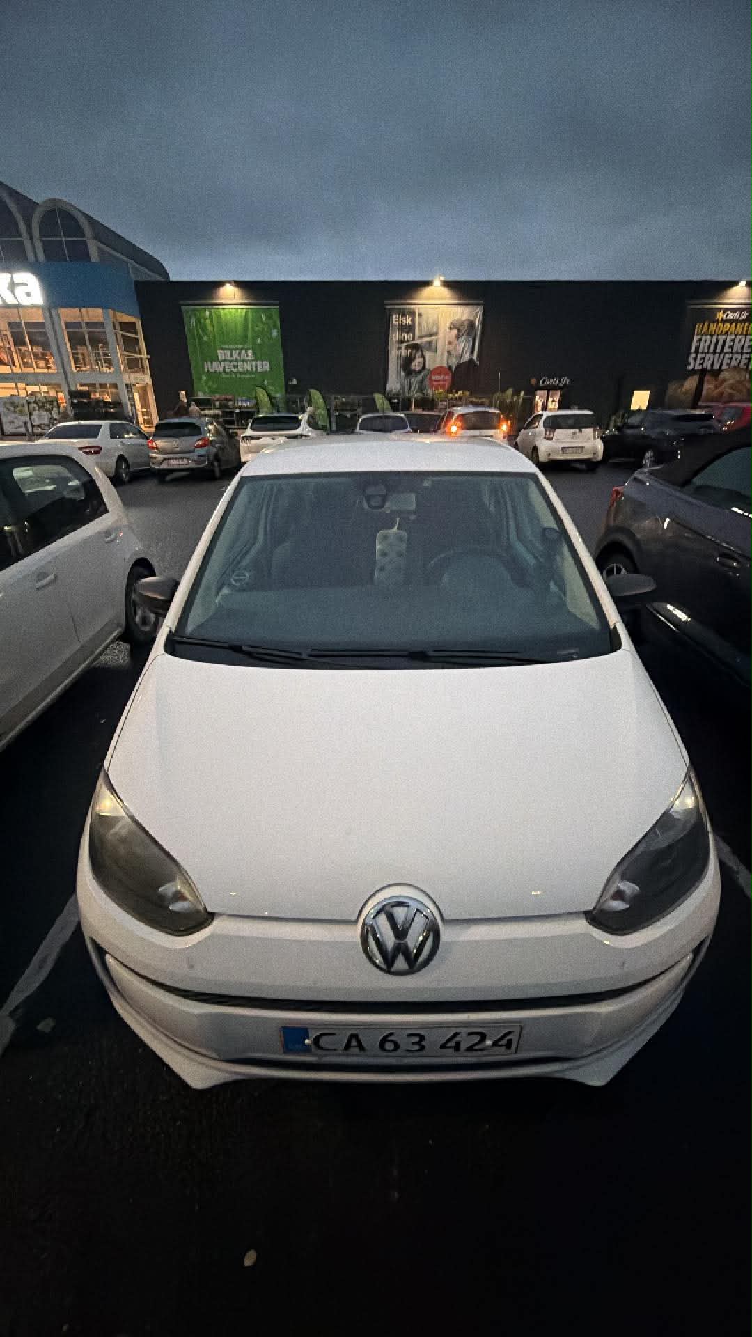 VW UP! til salg hos Nabilli