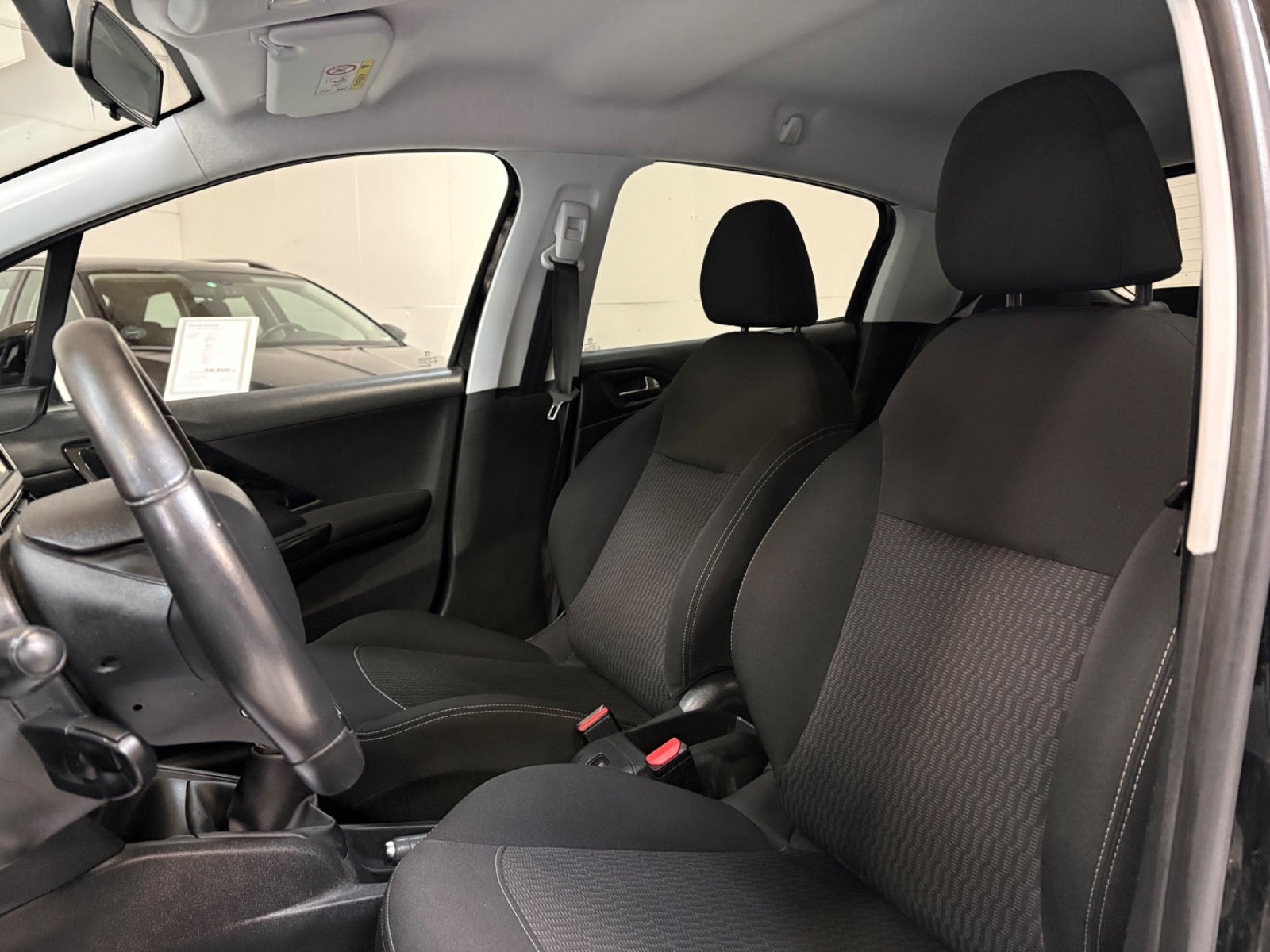 Peugeot 208 til salg hos Nabilli