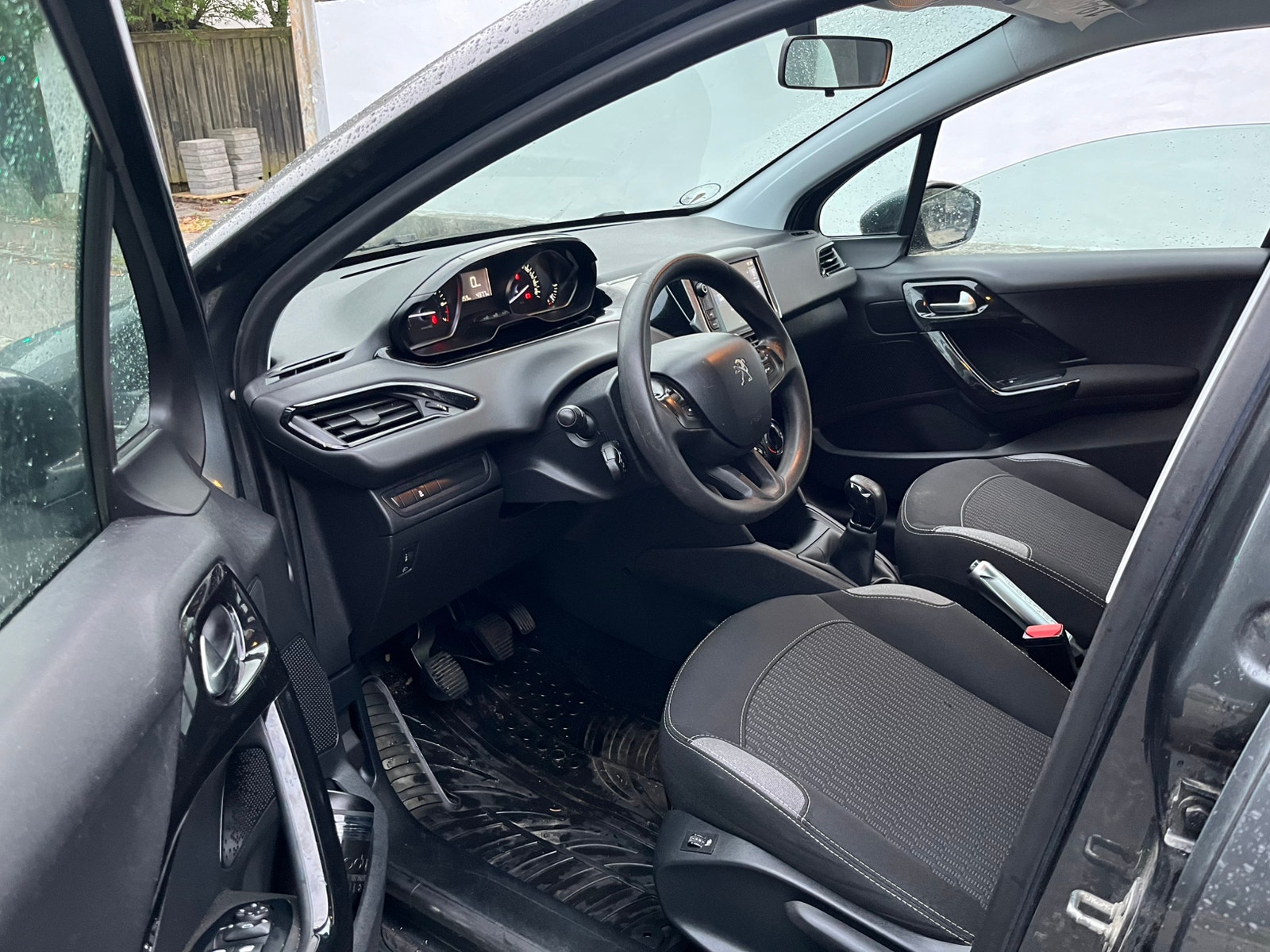 Peugeot 208 til salg hos Nabilli