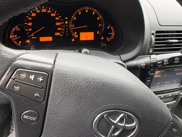 Toyota Avensis til salg hos Nabilli