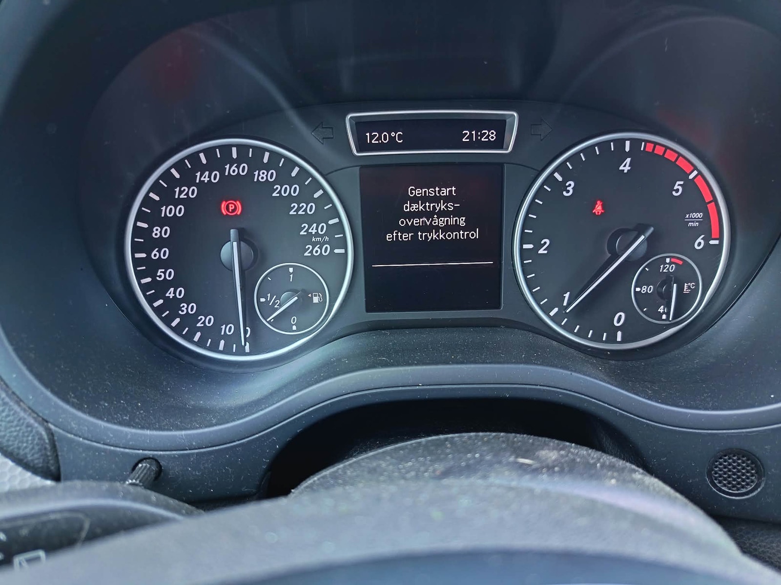 Mercedes B 200 til salg hos Nabilli