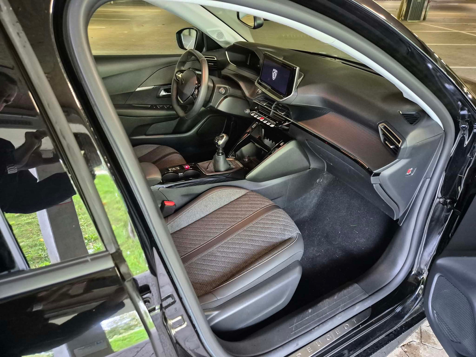 Peugeot 208 til salg hos Nabilli