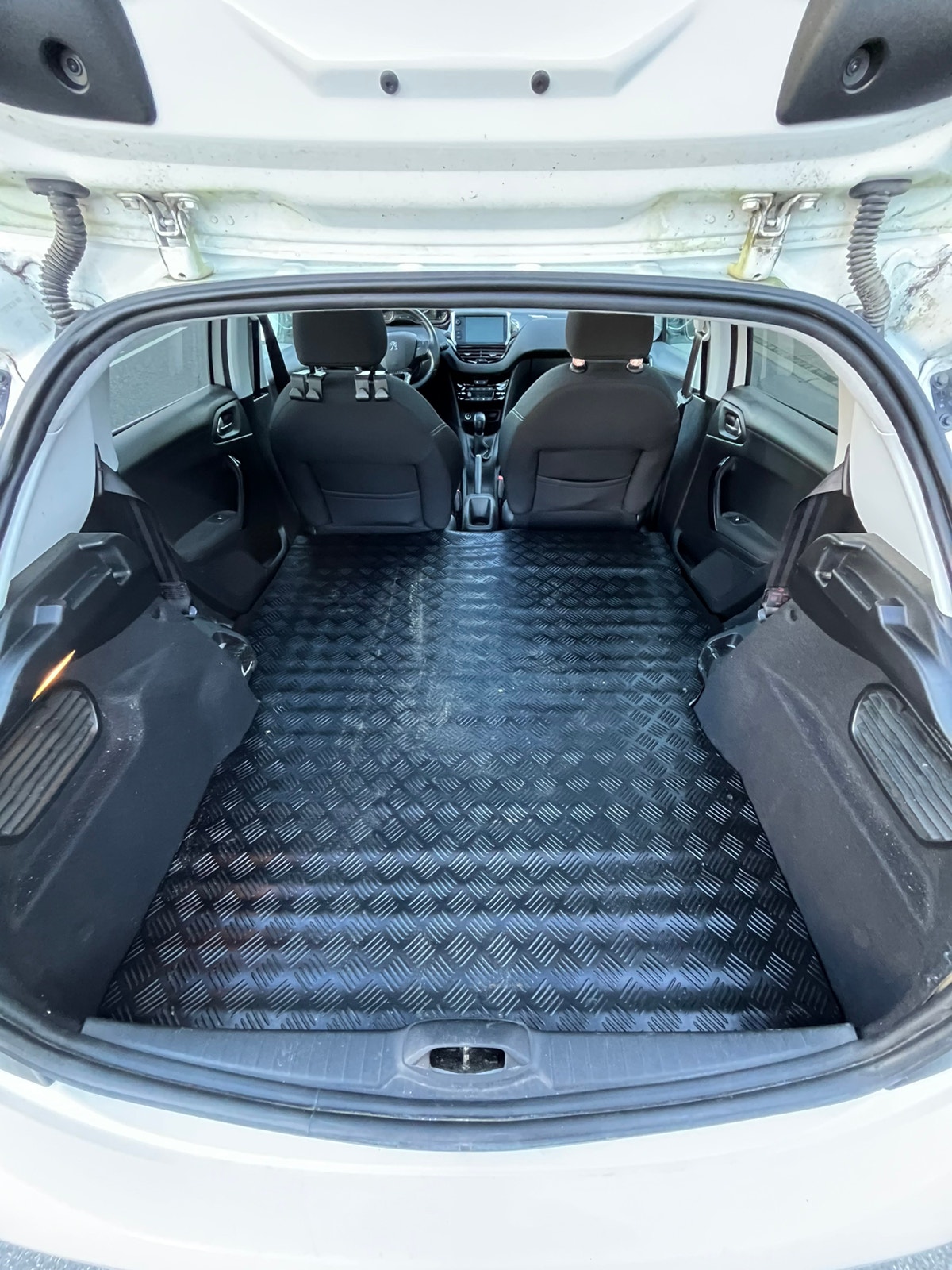 Peugeot 208 til salg hos Nabilli