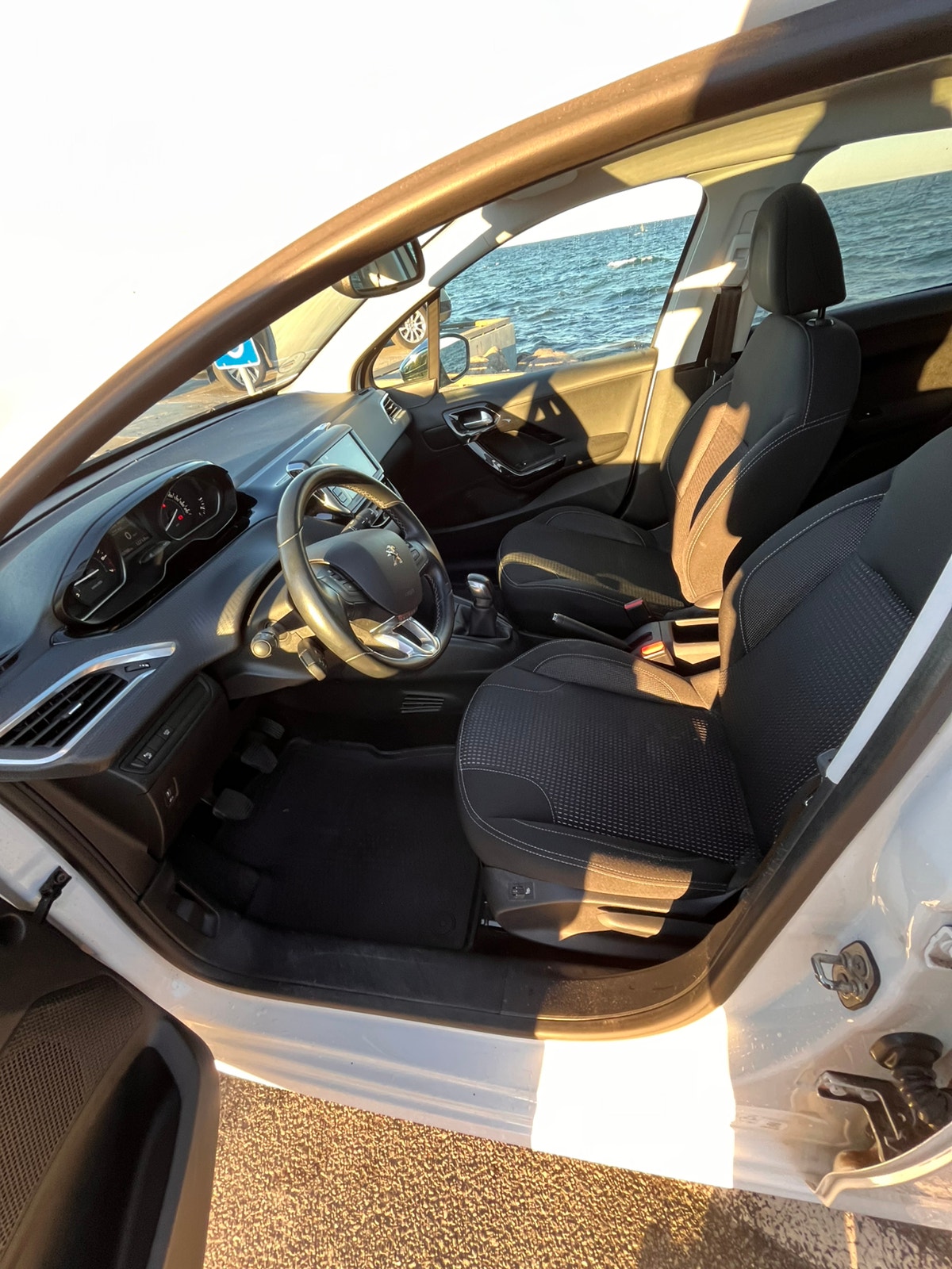 Peugeot 208 til salg hos Nabilli
