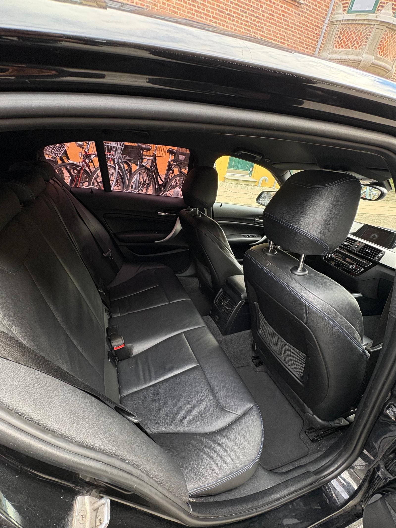 BMW 118d til salg hos Nabilli
