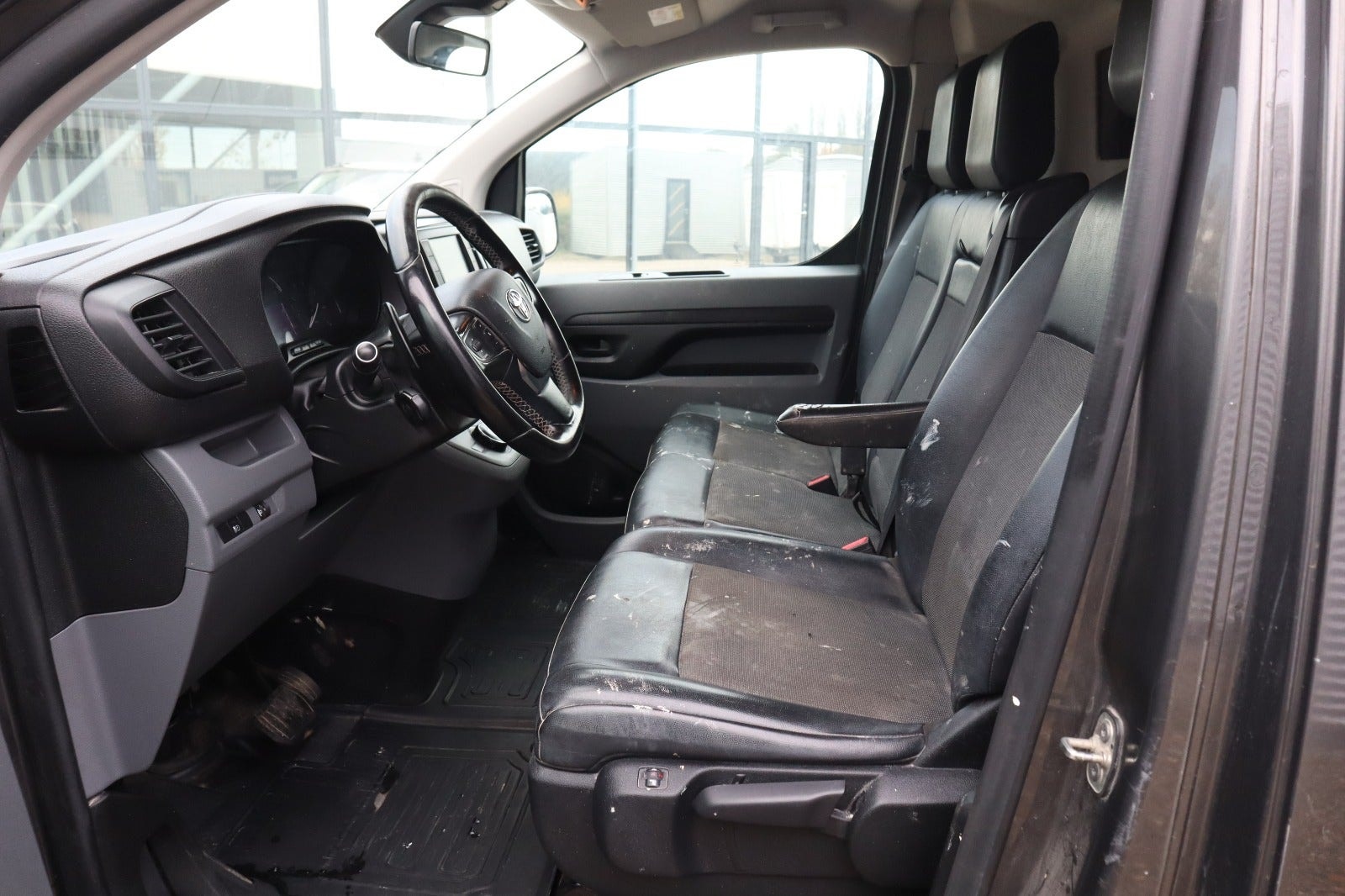 Toyota Proace til salg hos Nabilli