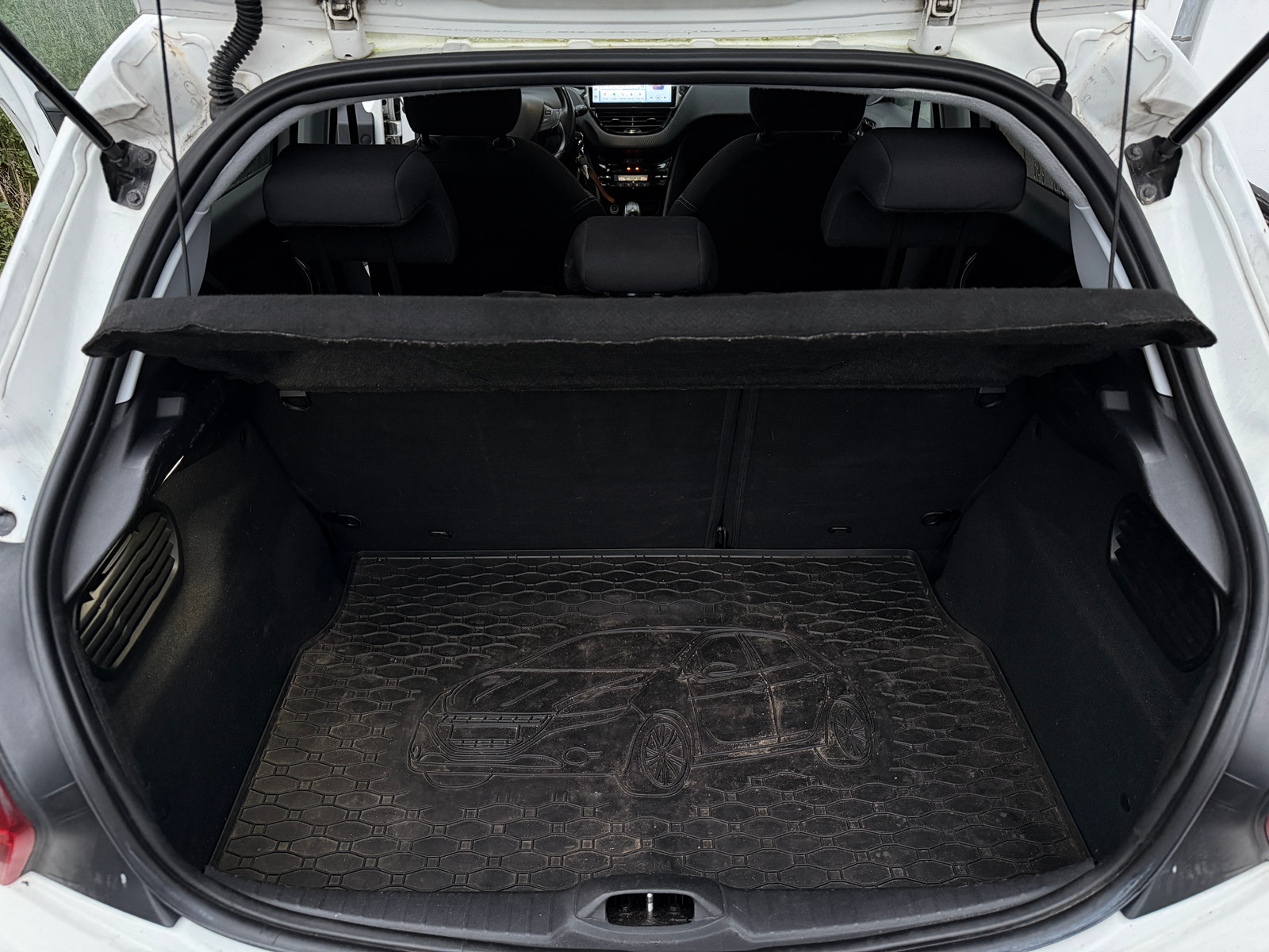 Peugeot 208 til salg hos Nabilli