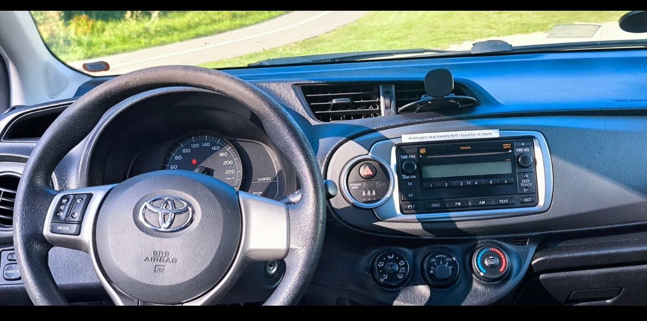 Toyota Yaris til salg hos Nabilli