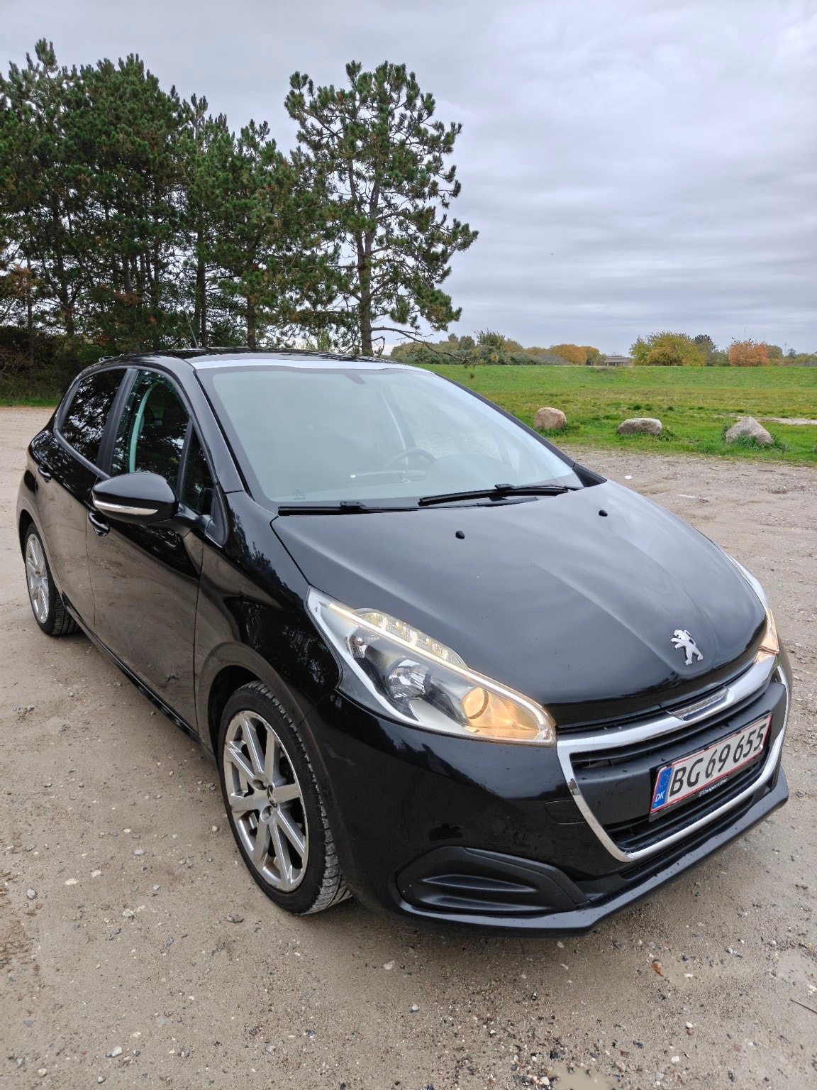 Peugeot 208 til salg hos Nabilli