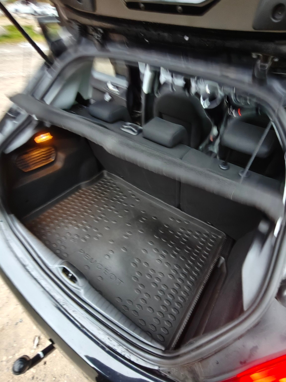 Peugeot 208 til salg hos Nabilli