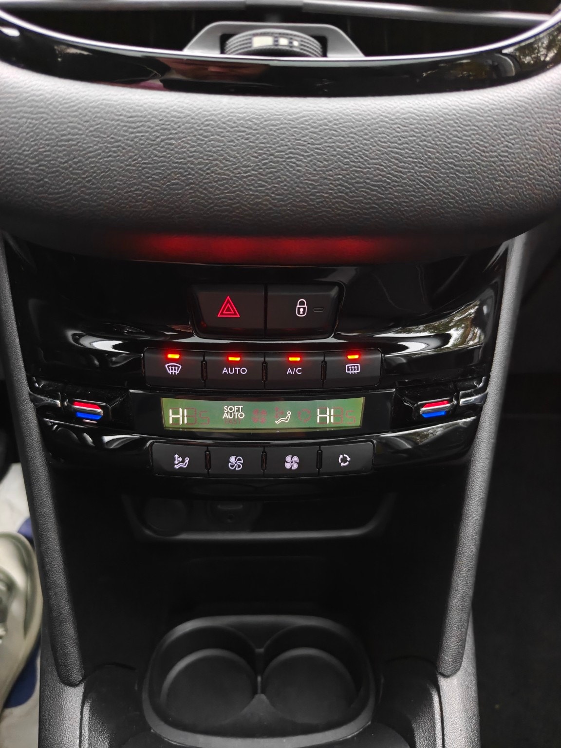 Peugeot 208 til salg hos Nabilli