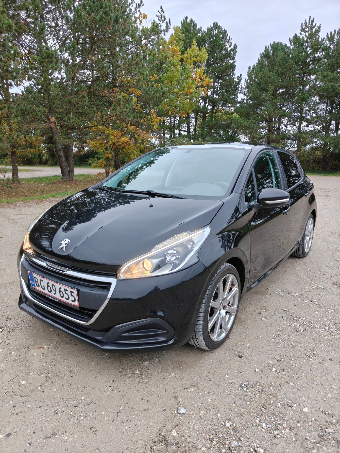 Peugeot 208 til salg hos Nabilli