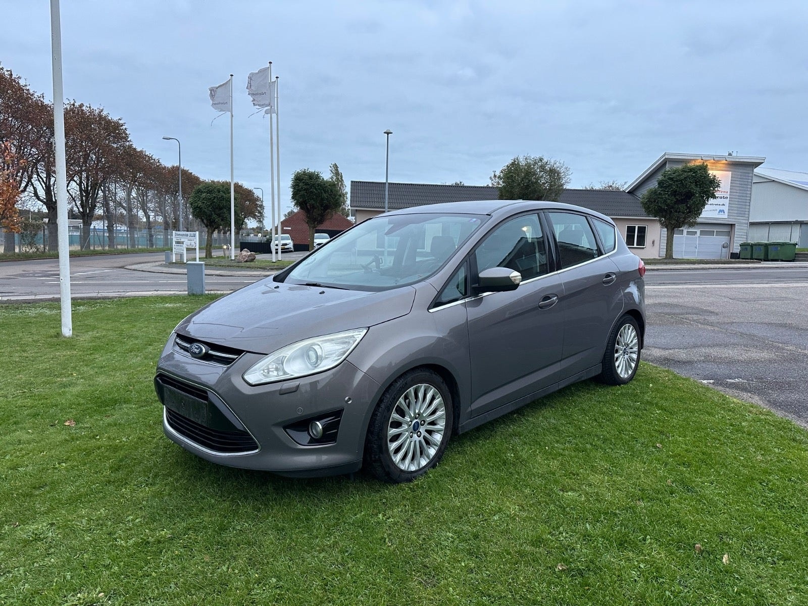 Ford C-Max til salg hos Nabilli