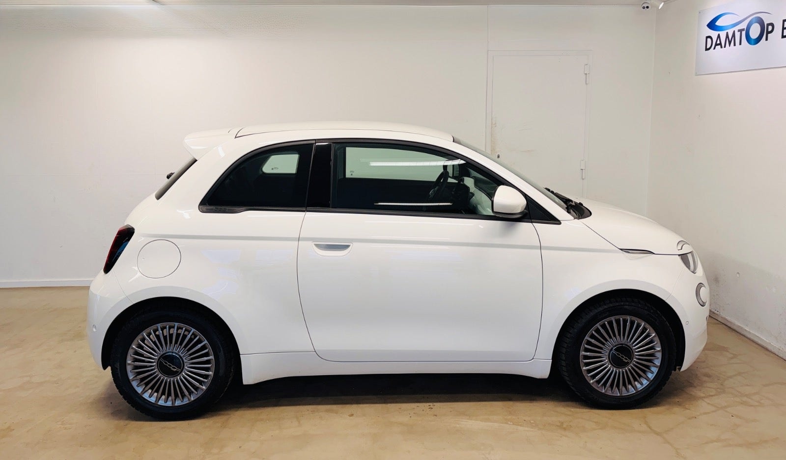 Fiat 500e til salg hos Nabilli