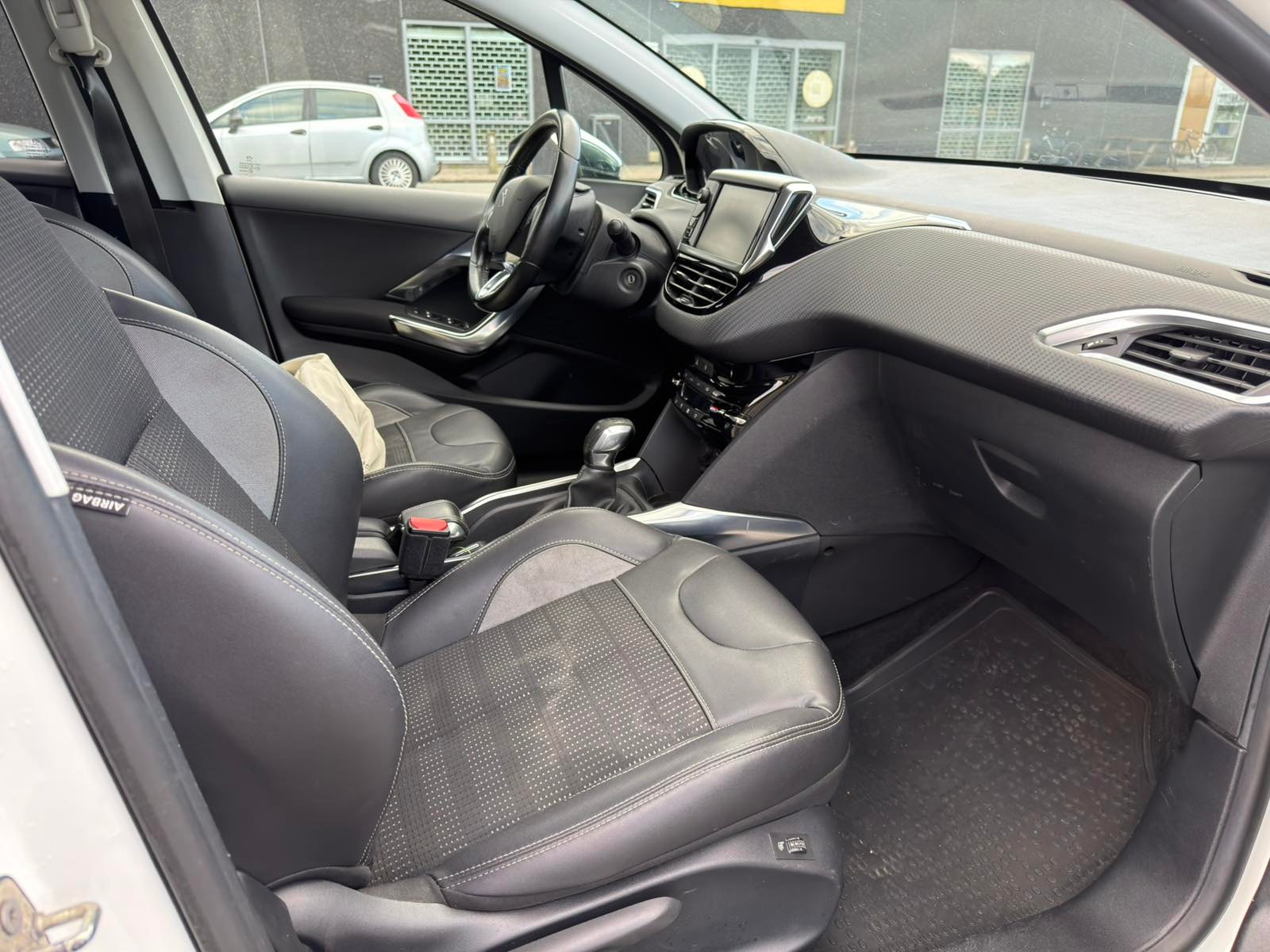 Peugeot 2008 til salg hos Nabilli