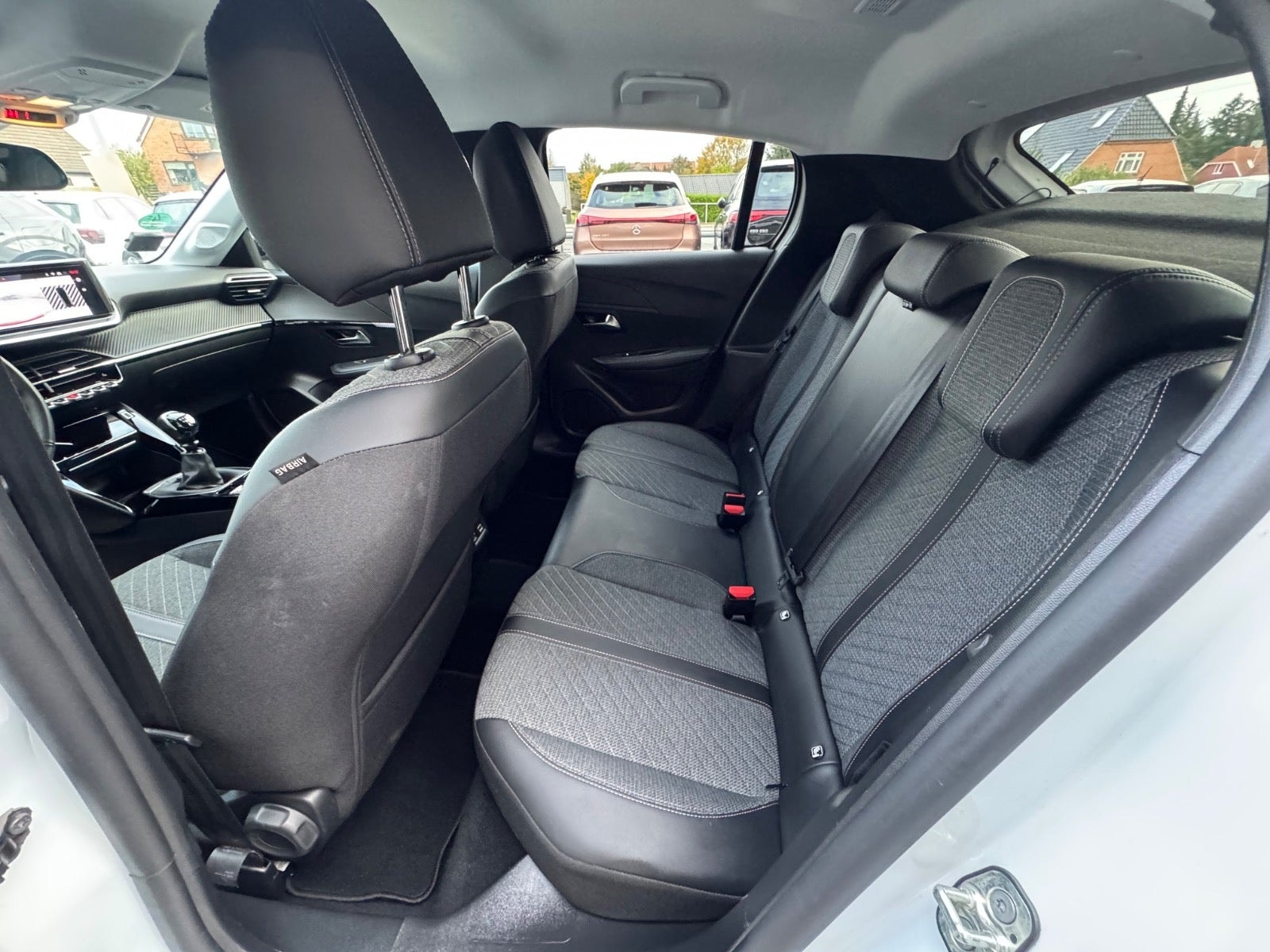 Peugeot 208 til salg hos Nabilli