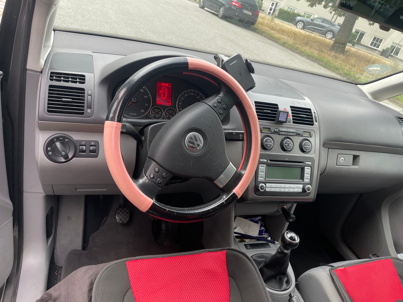 VW Touran til salg hos Nabilli