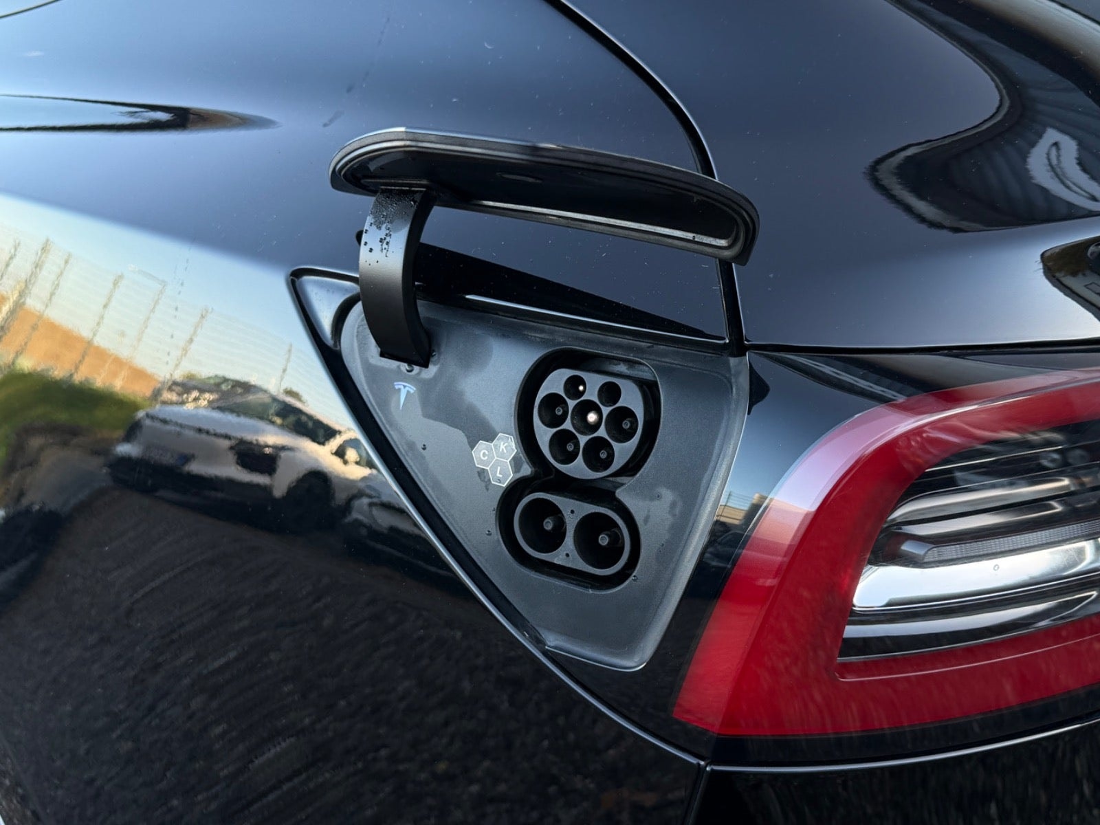 Tesla Model 3 til salg hos Nabilli