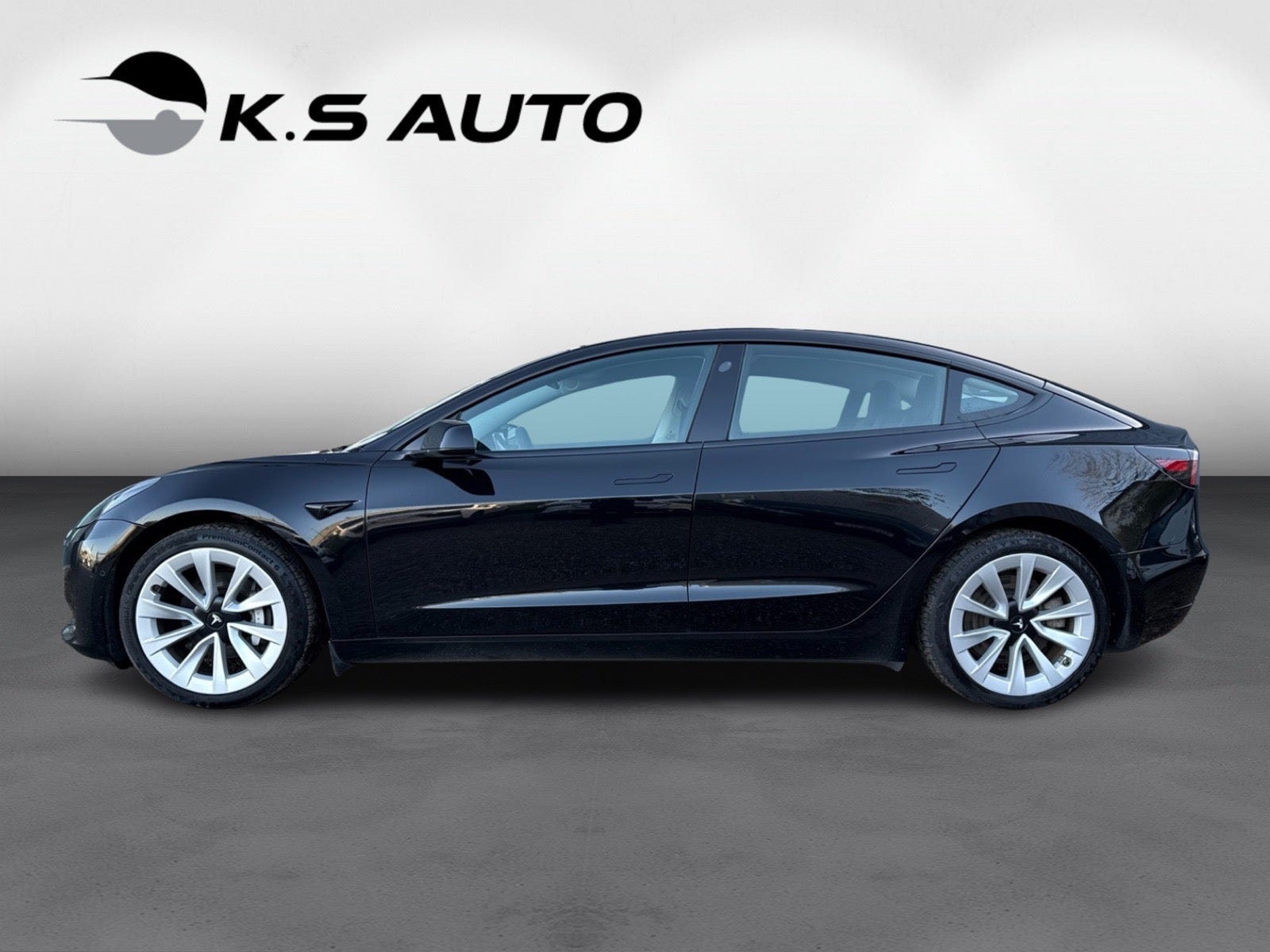Tesla Model 3 til salg hos Nabilli