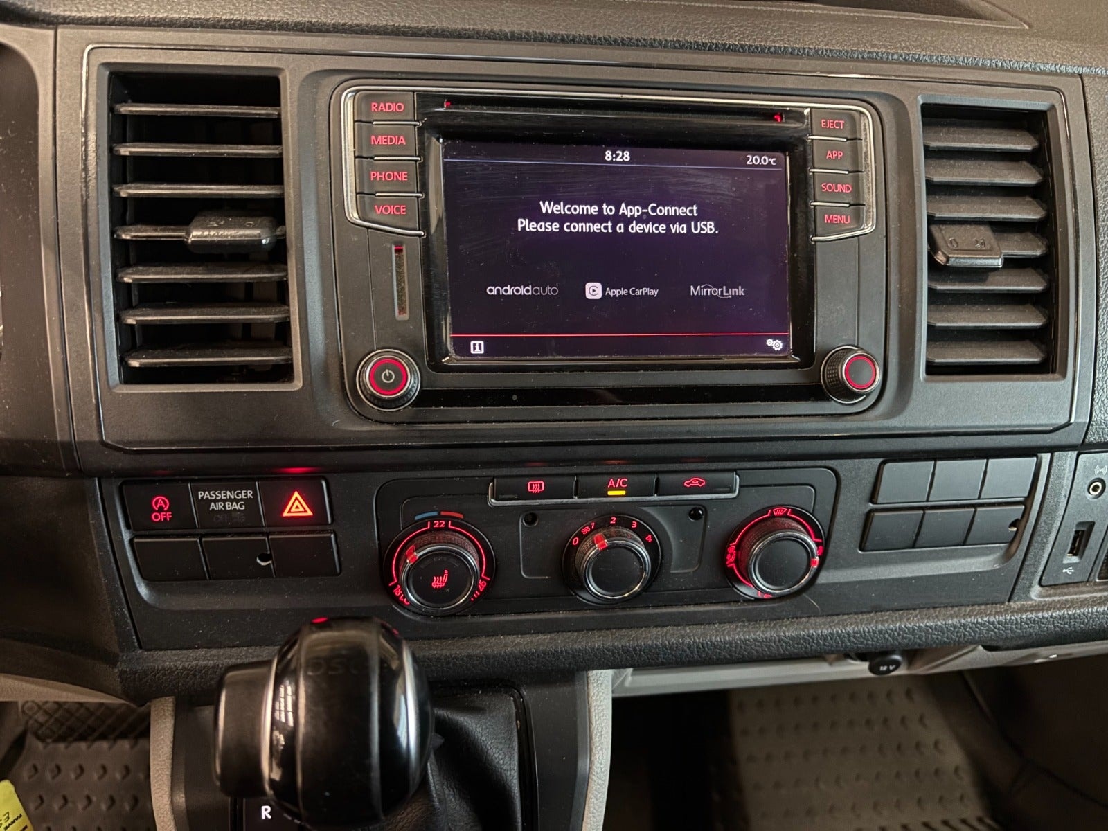 VW Transporter til salg hos Nabilli