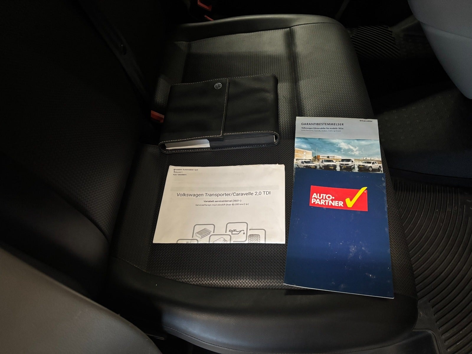 VW Transporter til salg hos Nabilli