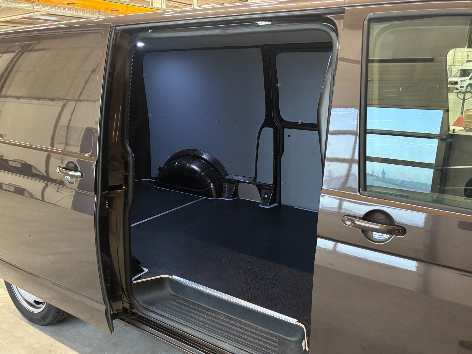 VW Transporter til salg hos Nabilli