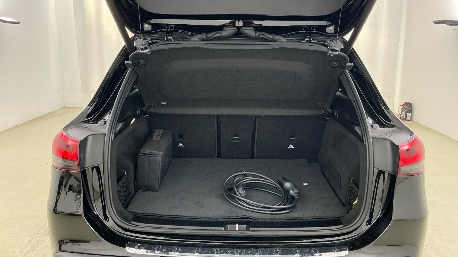 Mercedes EQA 250+ til salg hos Nabilli
