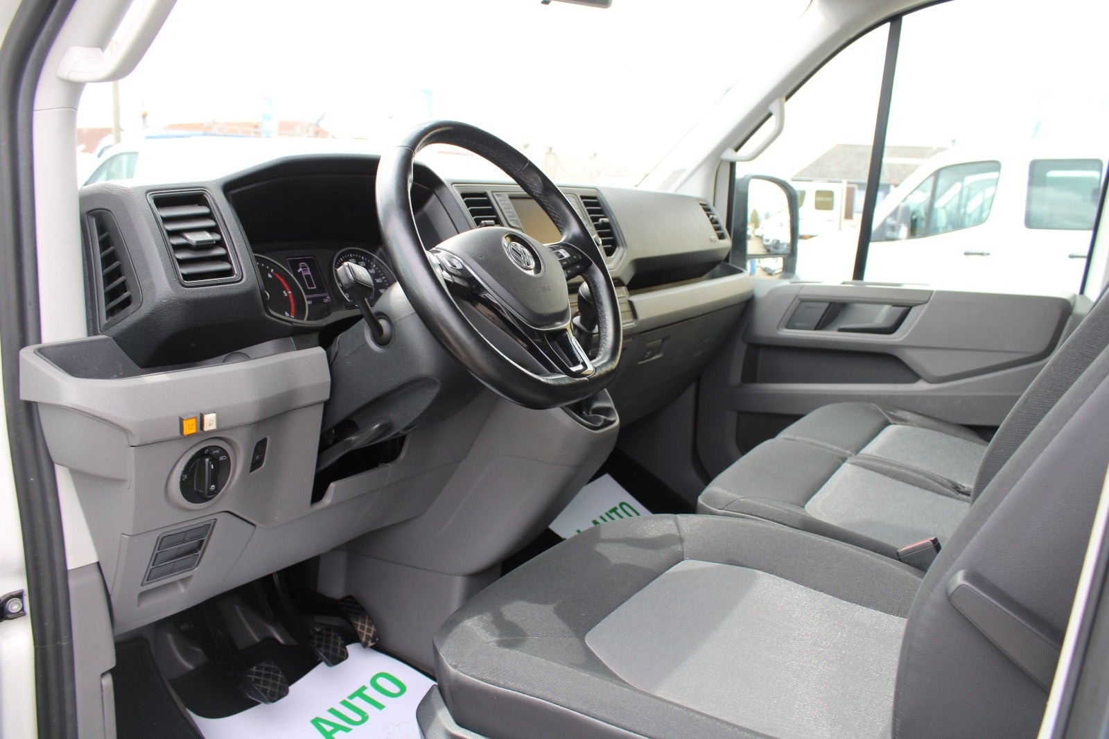 VW Crafter 35 til salg hos Nabilli