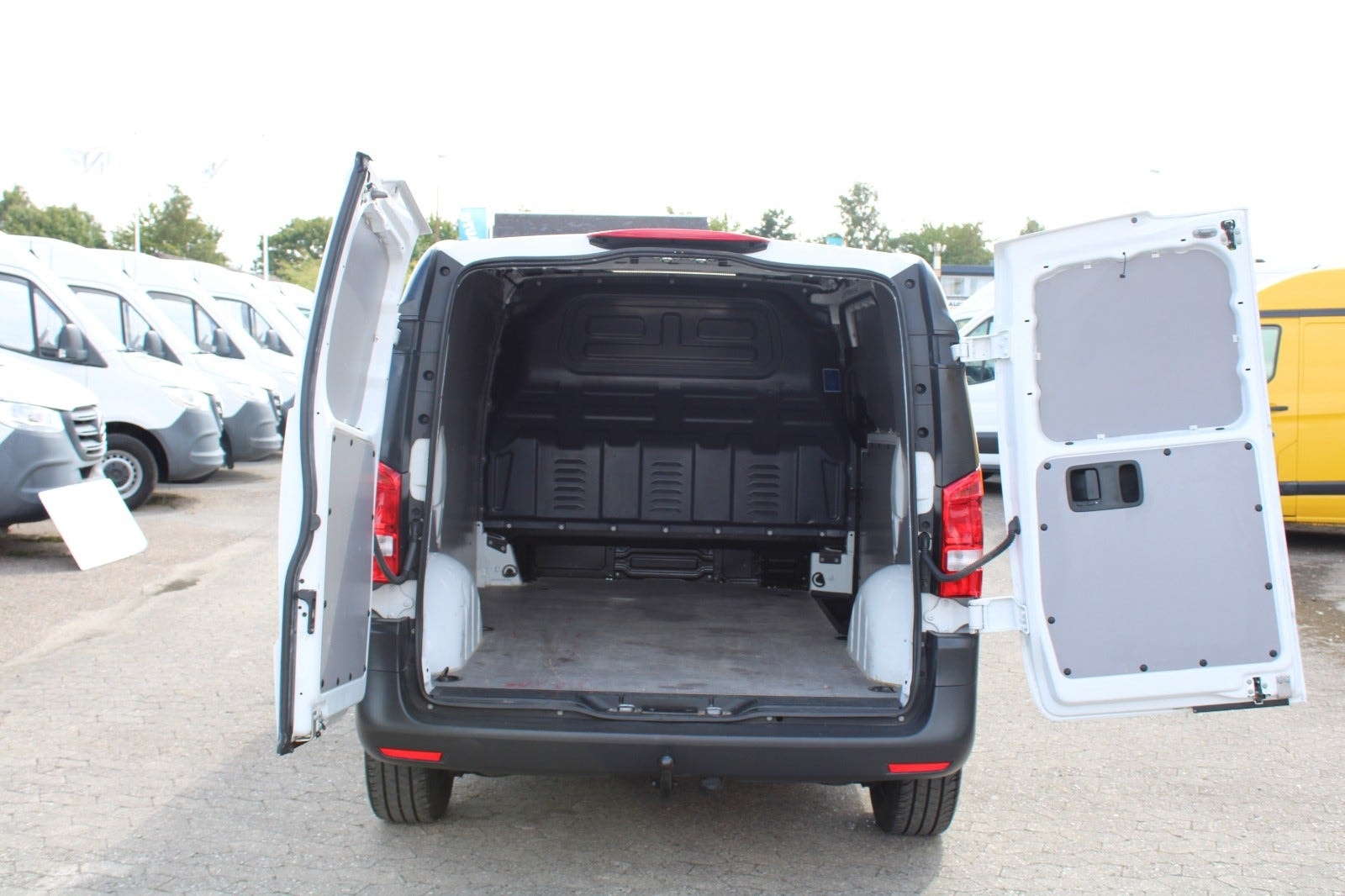 Mercedes Vito 114 til salg hos Nabilli