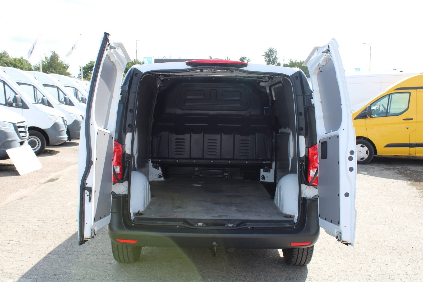 Mercedes Vito 114 til salg hos Nabilli