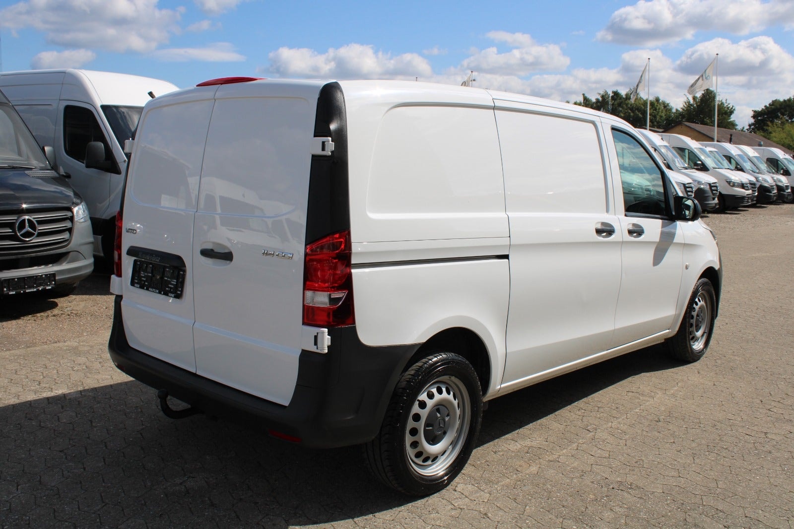Mercedes Vito 114 til salg hos Nabilli
