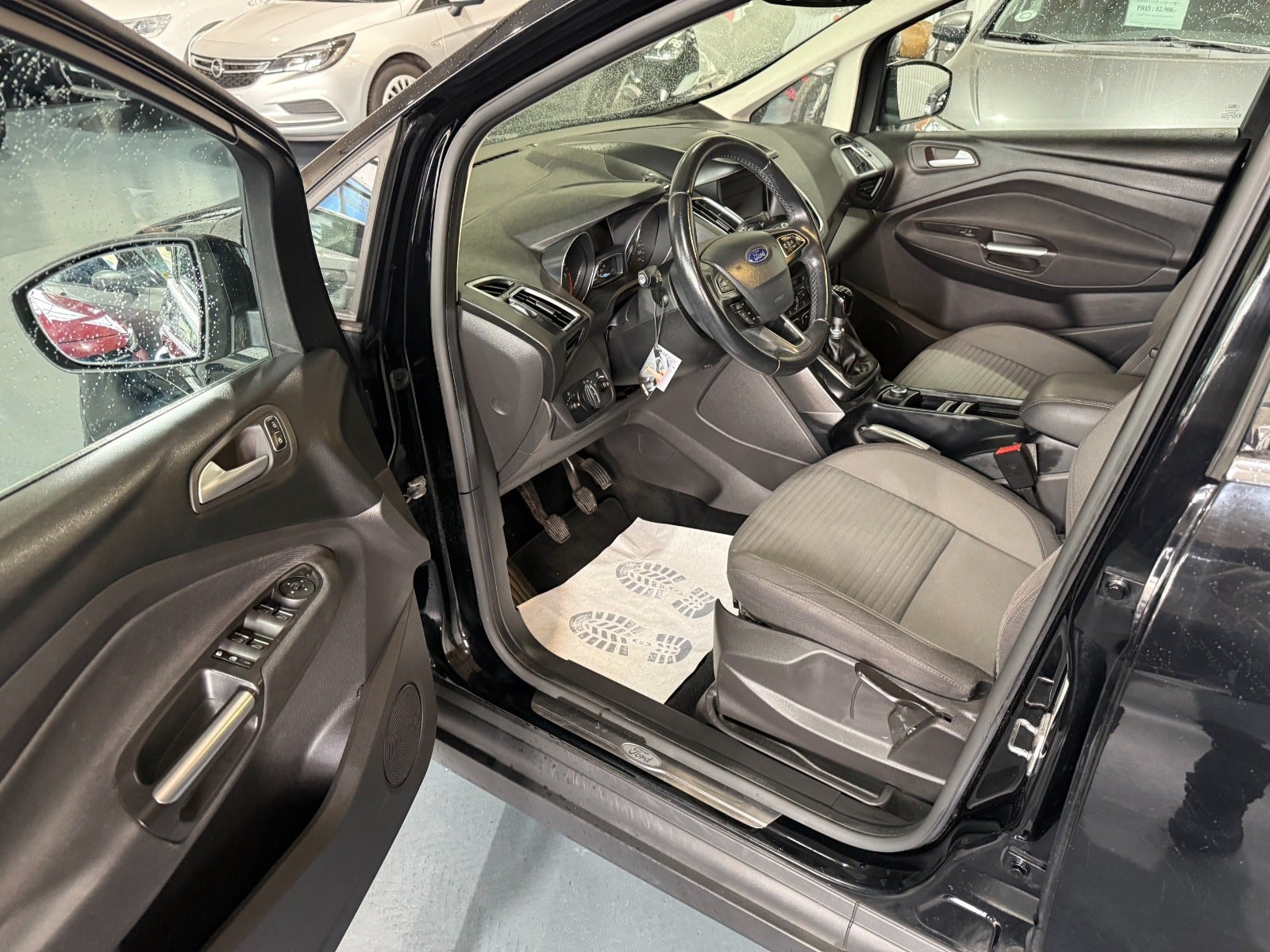 Ford C-Max til salg hos Nabilli