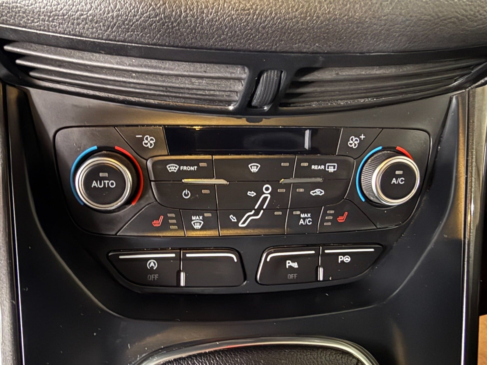 Ford C-Max til salg hos Nabilli