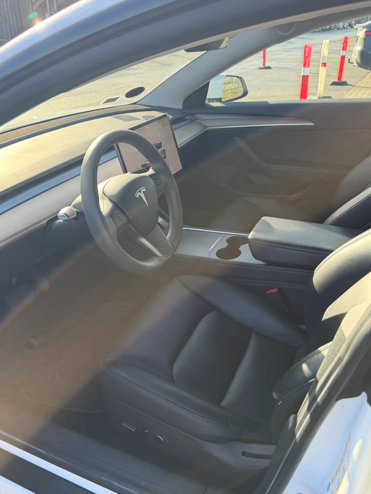 Tesla Model 3 til salg hos Nabilli