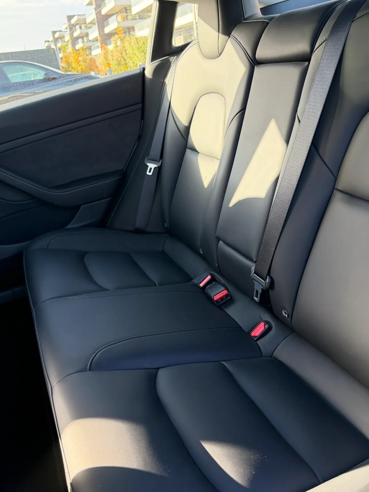 Tesla Model 3 til salg hos Nabilli