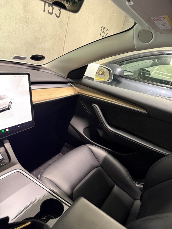 Tesla Model 3 til salg hos Nabilli