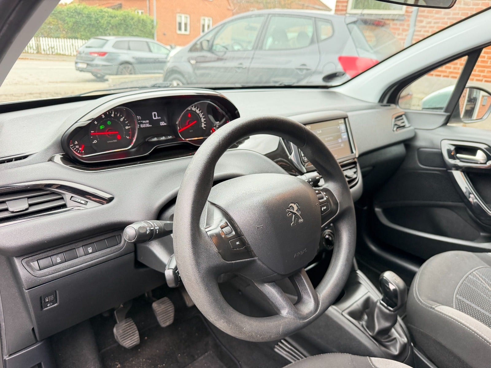 Peugeot 208 til salg hos Nabilli