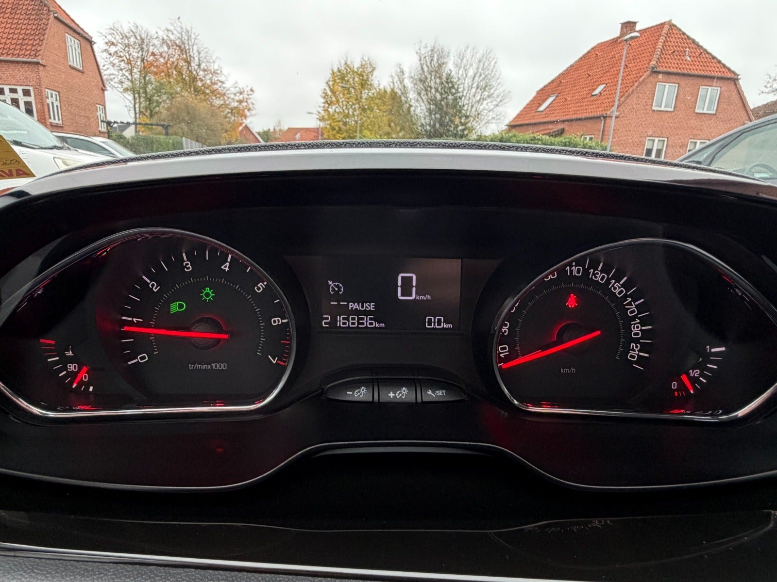 Peugeot 208 til salg hos Nabilli