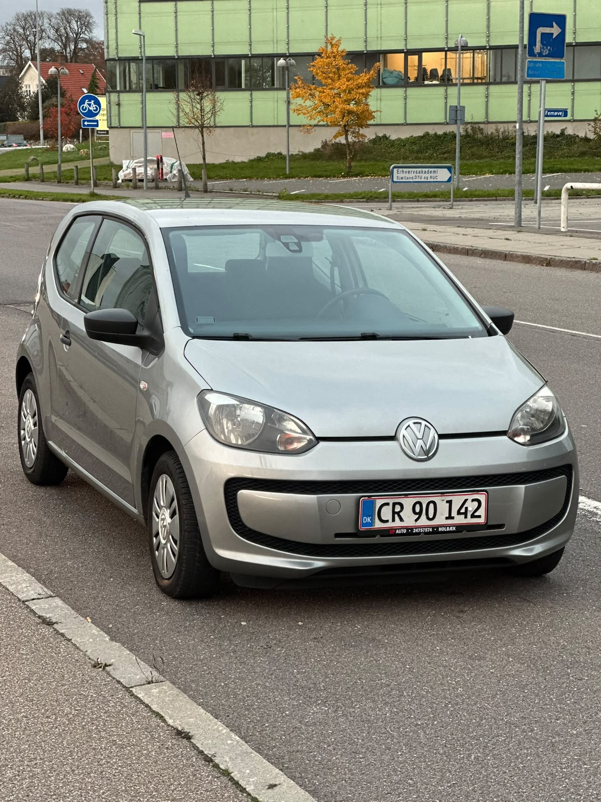 VW UP! til salg hos Nabilli