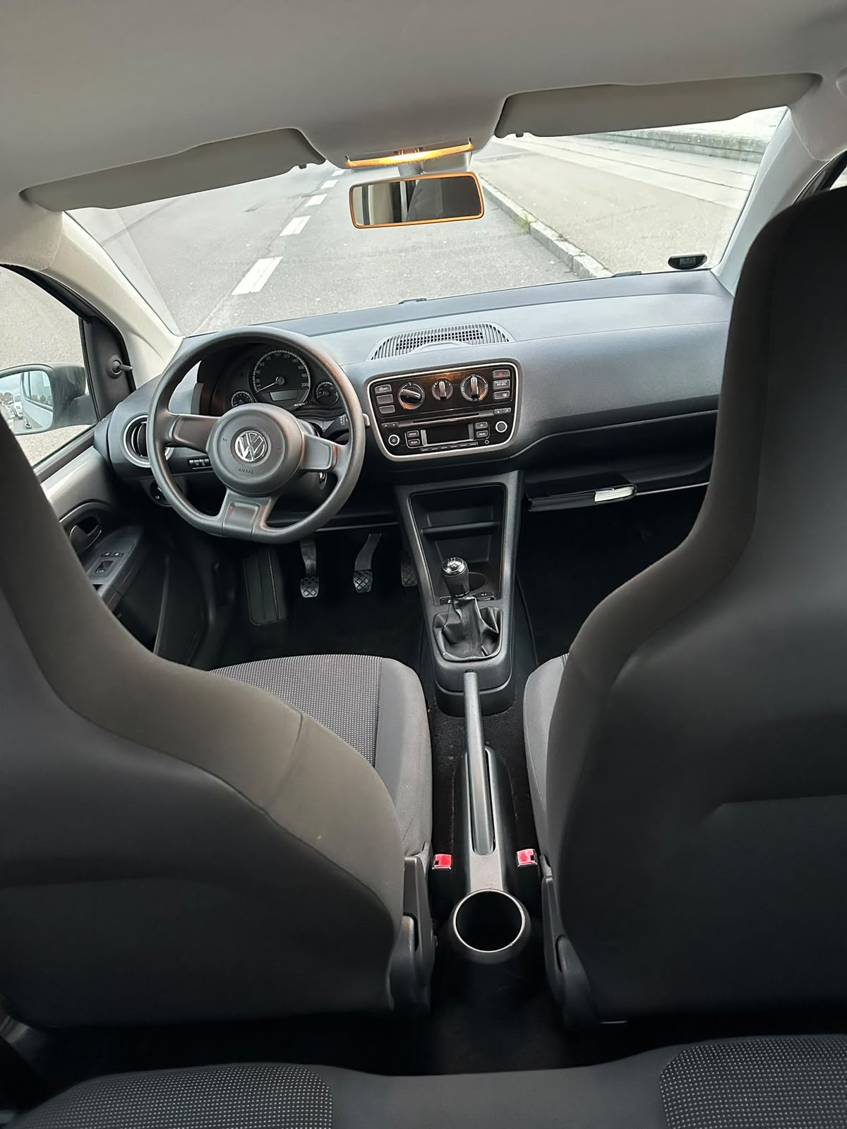 VW UP! til salg hos Nabilli